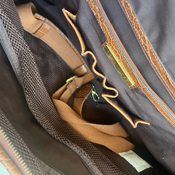 THE LIMITED WEEKENDER BAG - NEVER USED! - Picture 7 of 16